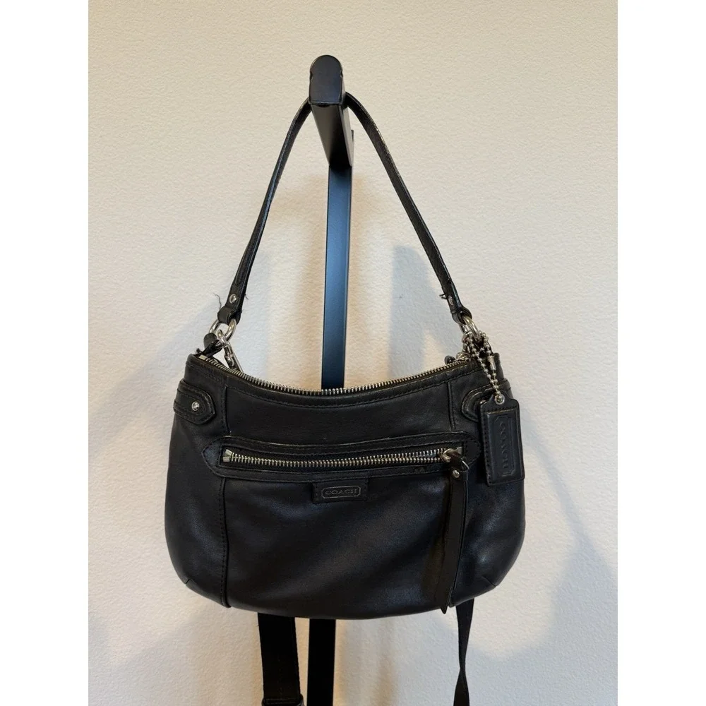 VTG‎ Coach Daisy Black Leather Shoulder Bag with Silver Hardware, 2 tags Y2K